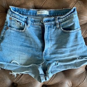 Abercrombie & Fitch The Cutoff Short High Rise